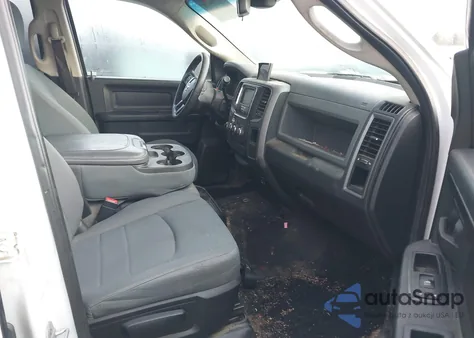 2014 Ram 1500 St z USA, uszkodzony, nr VIN 1C6RR7KT9ES103952